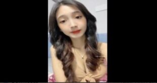 Bé Nhung hơi gầy nhưng được cái xinh