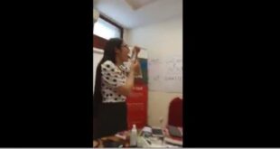 Lớp học thêm lạ quá